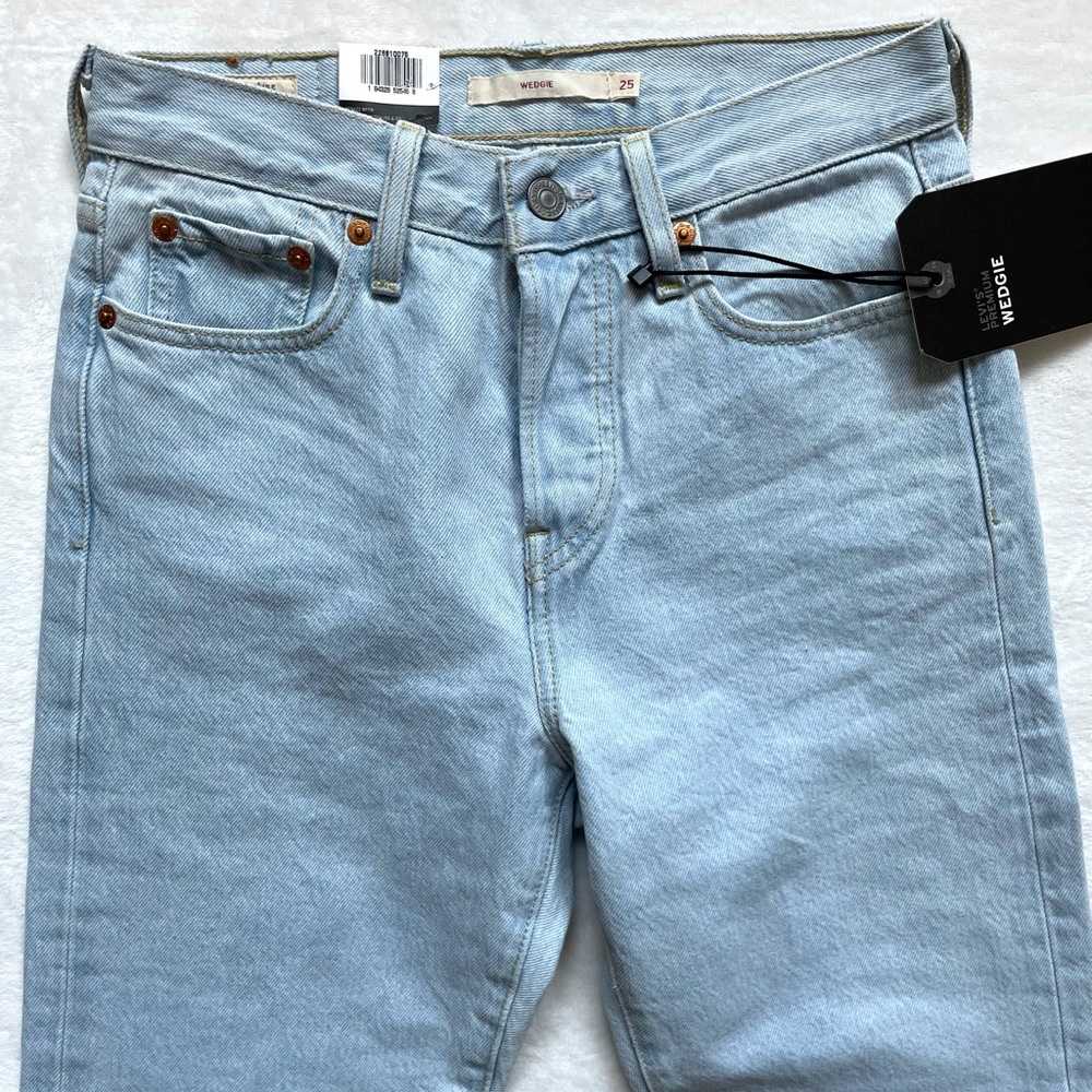 ❗️LAST CHANCE❗️ NWT Levi’s Wedgie Icon Ankle Jeans - Picture 6 of 14
